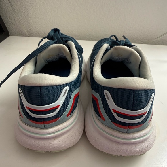 Brooks Women's Blue and White Athletic Shoes - Picture 5 of 8